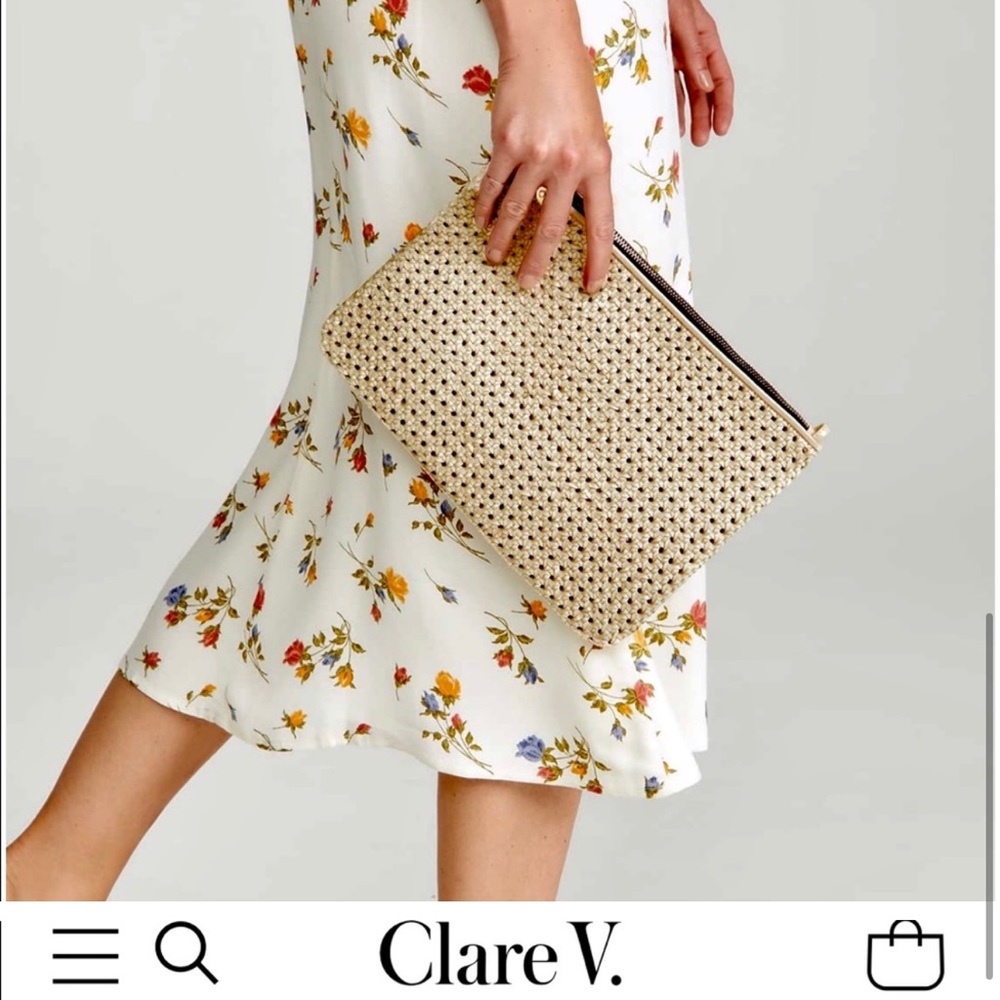 Clare V clutch (has strap hooks) 🫶🏽